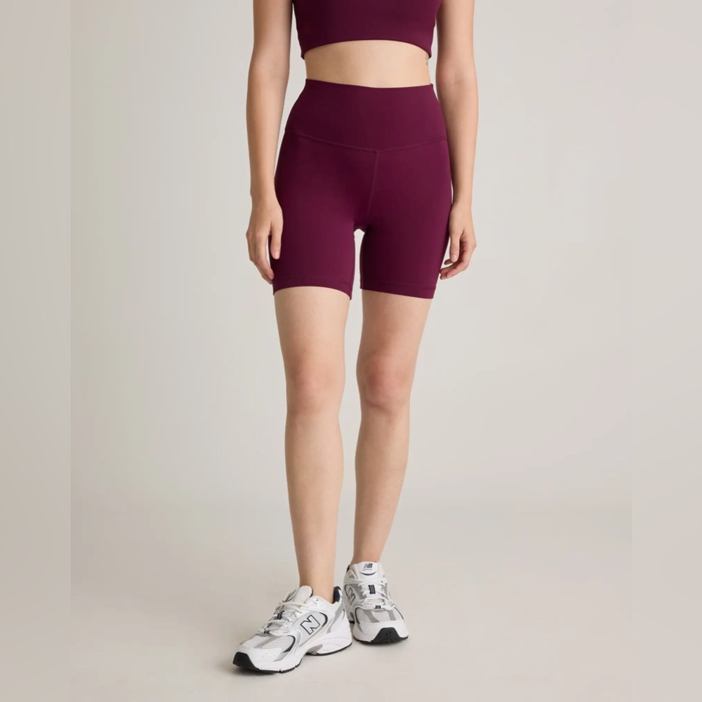 Quince Ultra-Form Bike Short